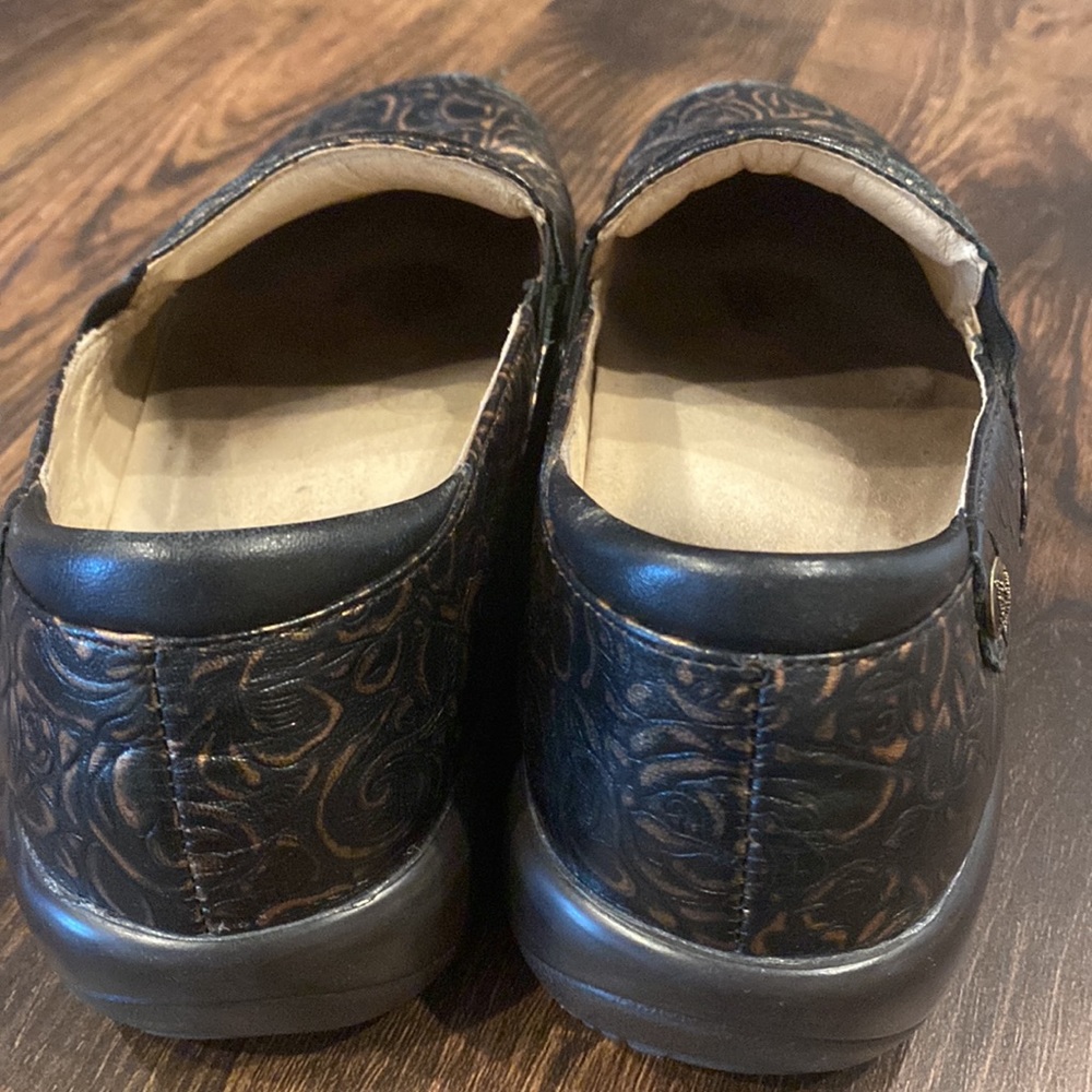 ALEGRIA Clogs - Picture 4 of 7